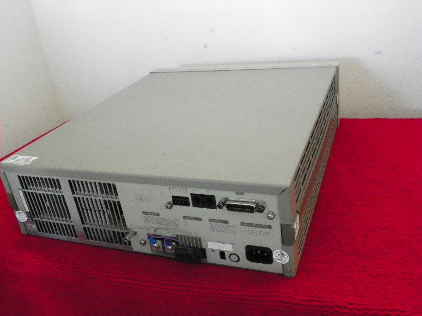 Agilent HP 6652A 0-20V/0-25A System DC Power Supply (no LOC/REM switch) Opt. S51 Agilent HP 6652A 0-20V/0-25A System DC Power Supply (no LOC/REM switch) Opt. S51